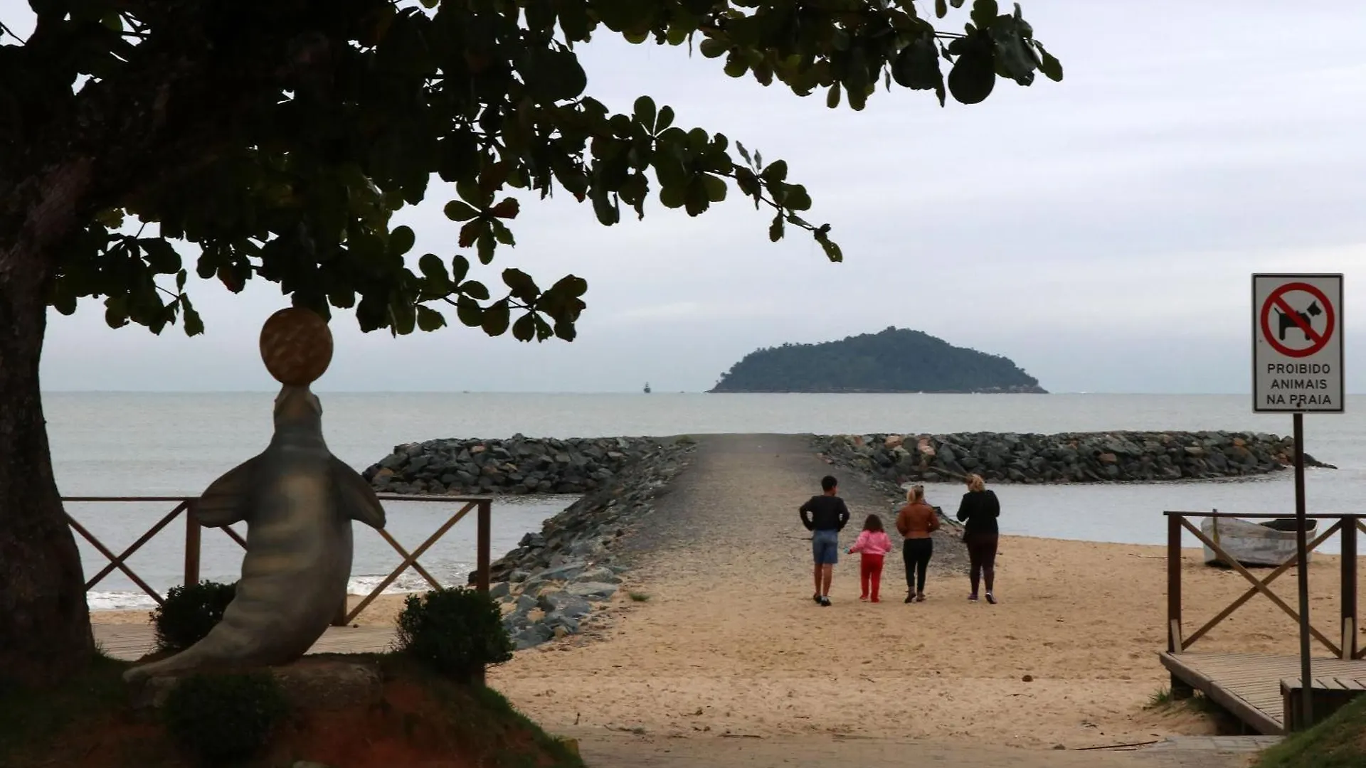 Curta Praia De Armacao - Casa Coqueiro Penha  Brazil