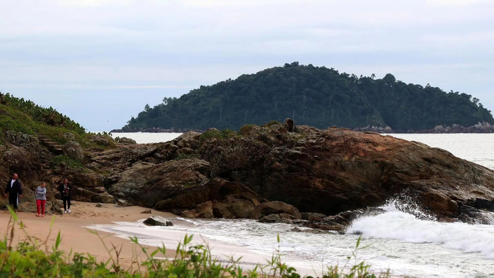 Curta Praia De Armacao - Casa Coqueiro Penha