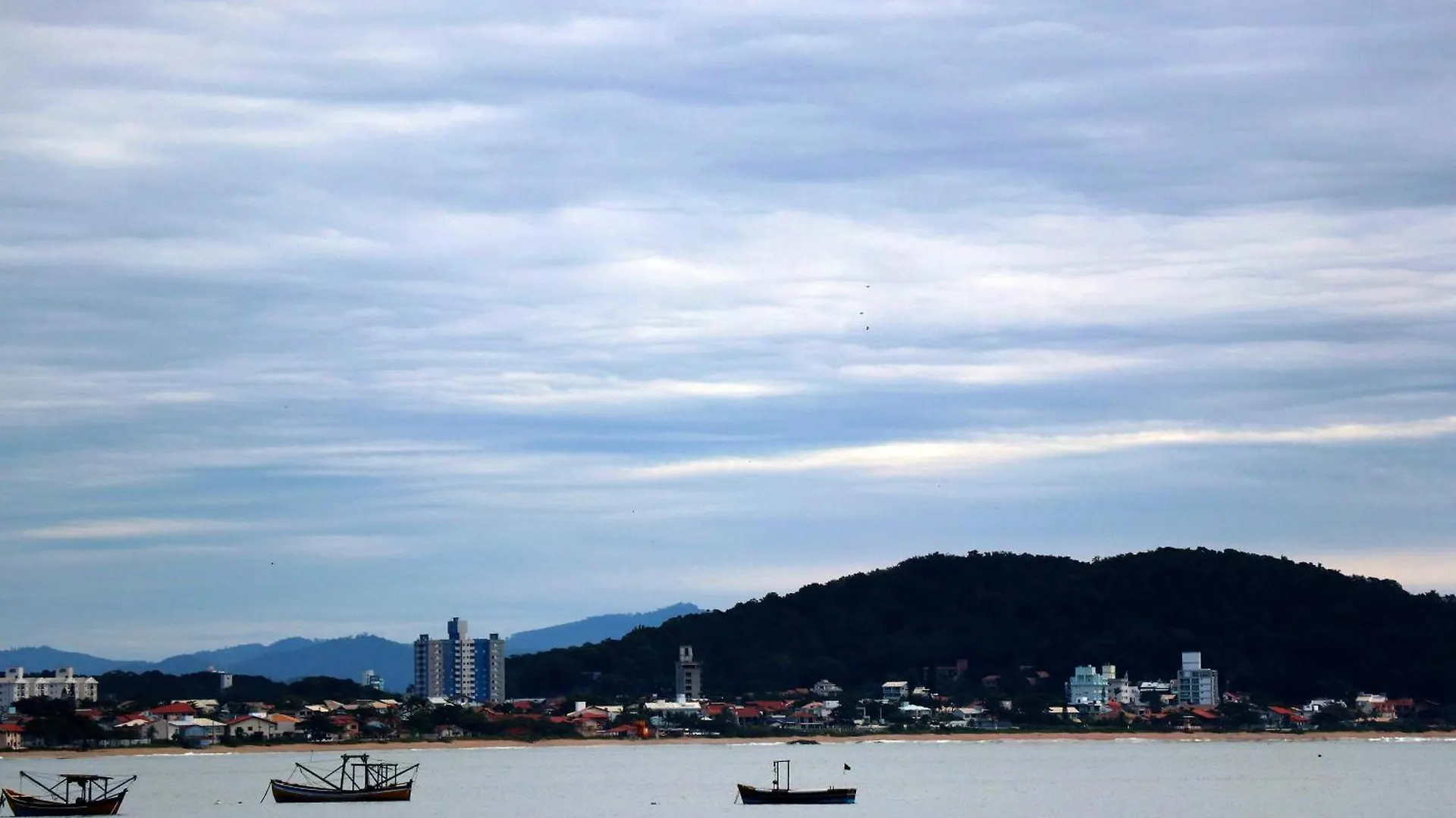 Curta Praia de Armação - Casa Coqueiro Penha  Brasil