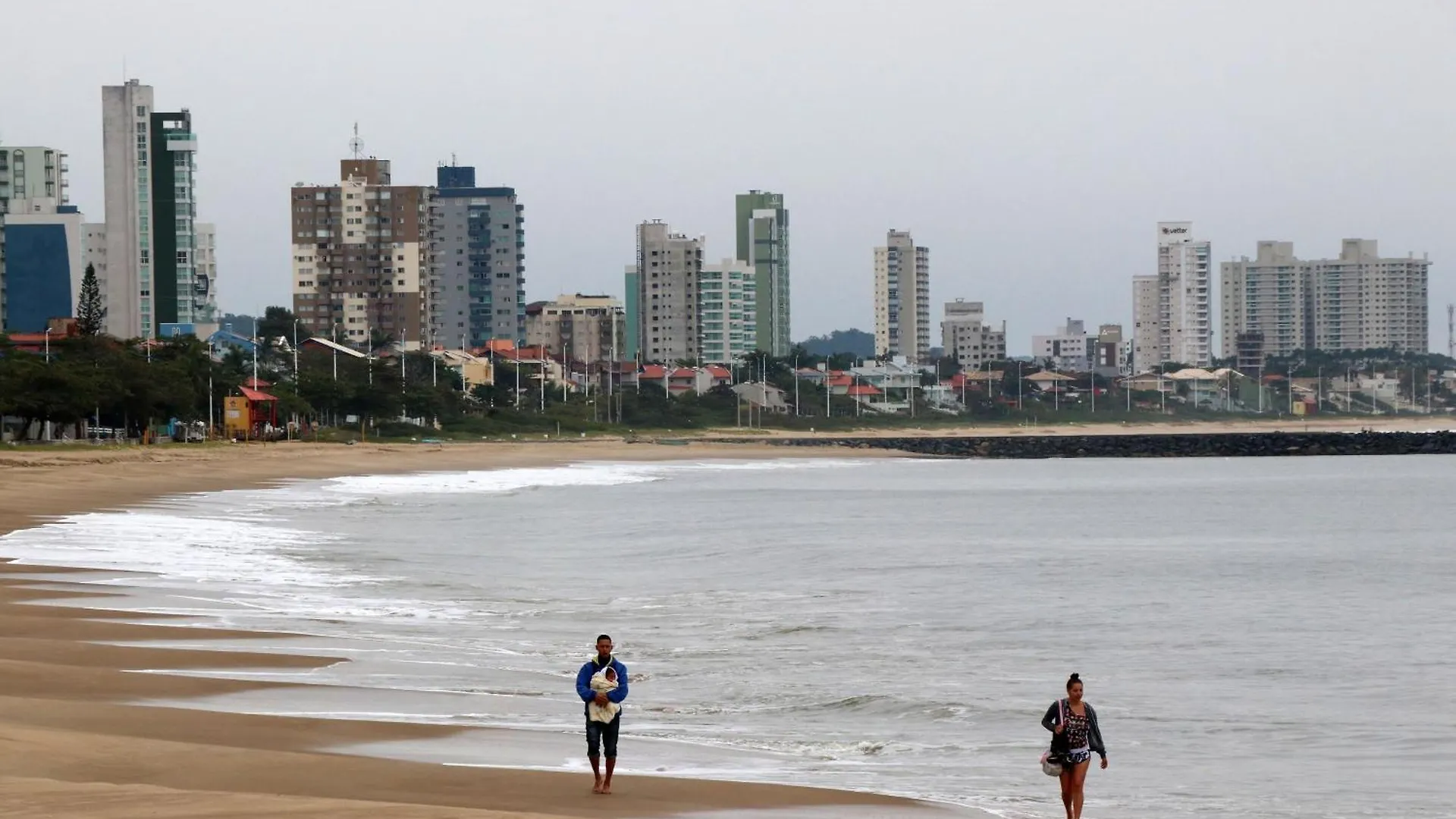Casa de Férias Curta Praia de Armação - Casa Coqueiro Penha  Brasil
